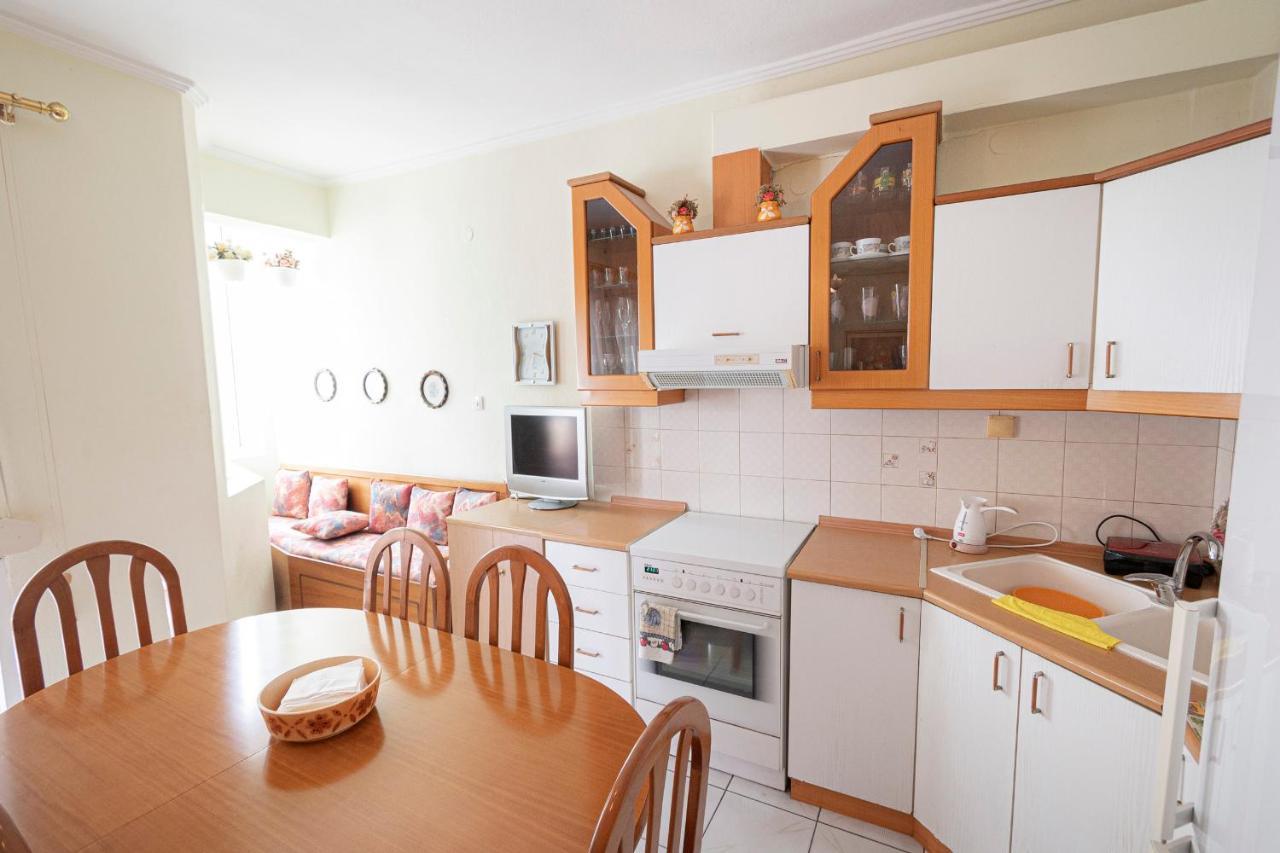 Floral By Rentalspro- Nea Halkidiki Apartamento *